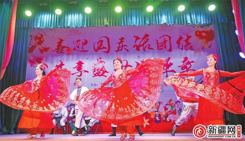 探讨交流,尽在如果。一个结婚的女人和一个没结婚的男人在一起犯法不犯法。!